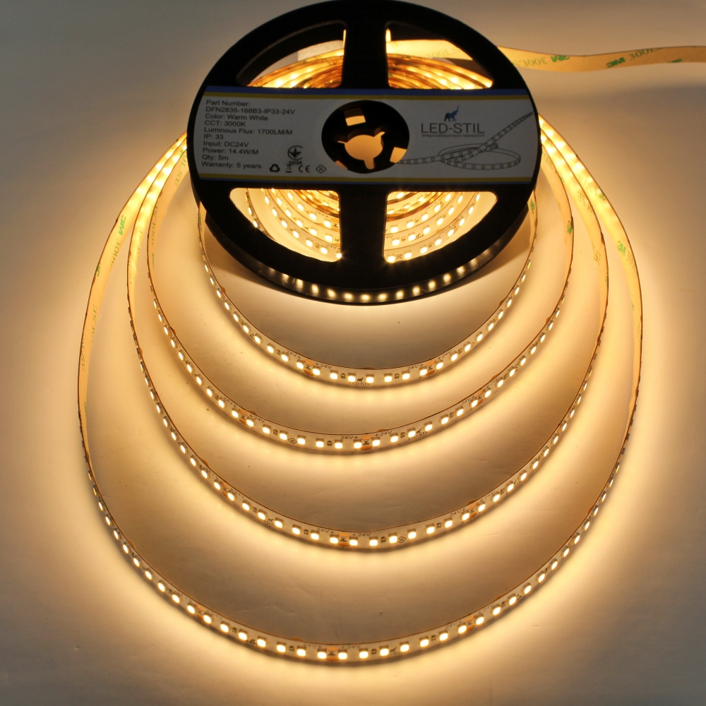 Світлодіодна стрічка LED-STIL 3000K 14,4 Вт/м 2835 168 діодів IP33 24 Вольта 1700 lm тепле світло