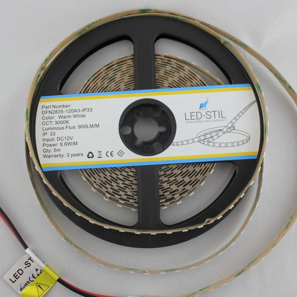 Світлодіодна стрічка LED-STIL 3000K 9,6 Вт/м 2835 120 діодів IP33 24 Вольти 900 lm тепле світло