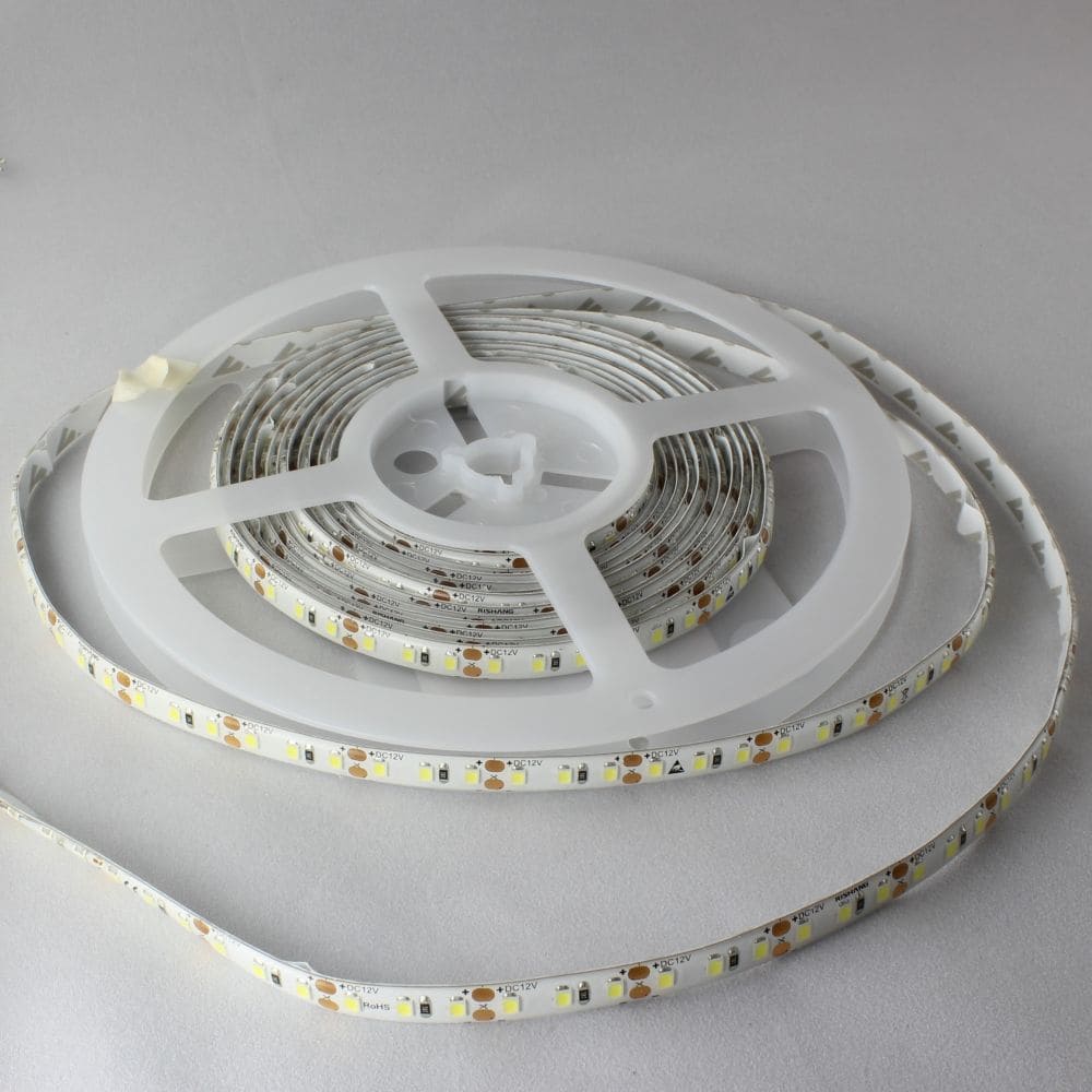 LED стрічка RN68C0TA-B, 6000K, 8.6W, 2835, 120 шт., IP65, 12V, 630лм