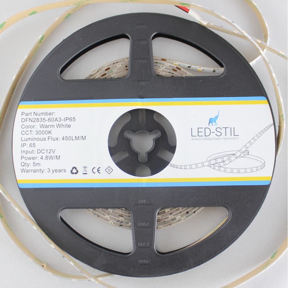 Світлодіодна стрічка LED-STIL 3000K 4,8 Вт/м 2835 60 діодів IP65 12 Вольт 400 lm тепле світло