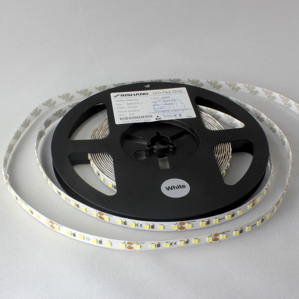 LED стрічка RN08C0TA-B, 6000К, 8,4W, 2835, 120шт., IP33,12V, 818лм